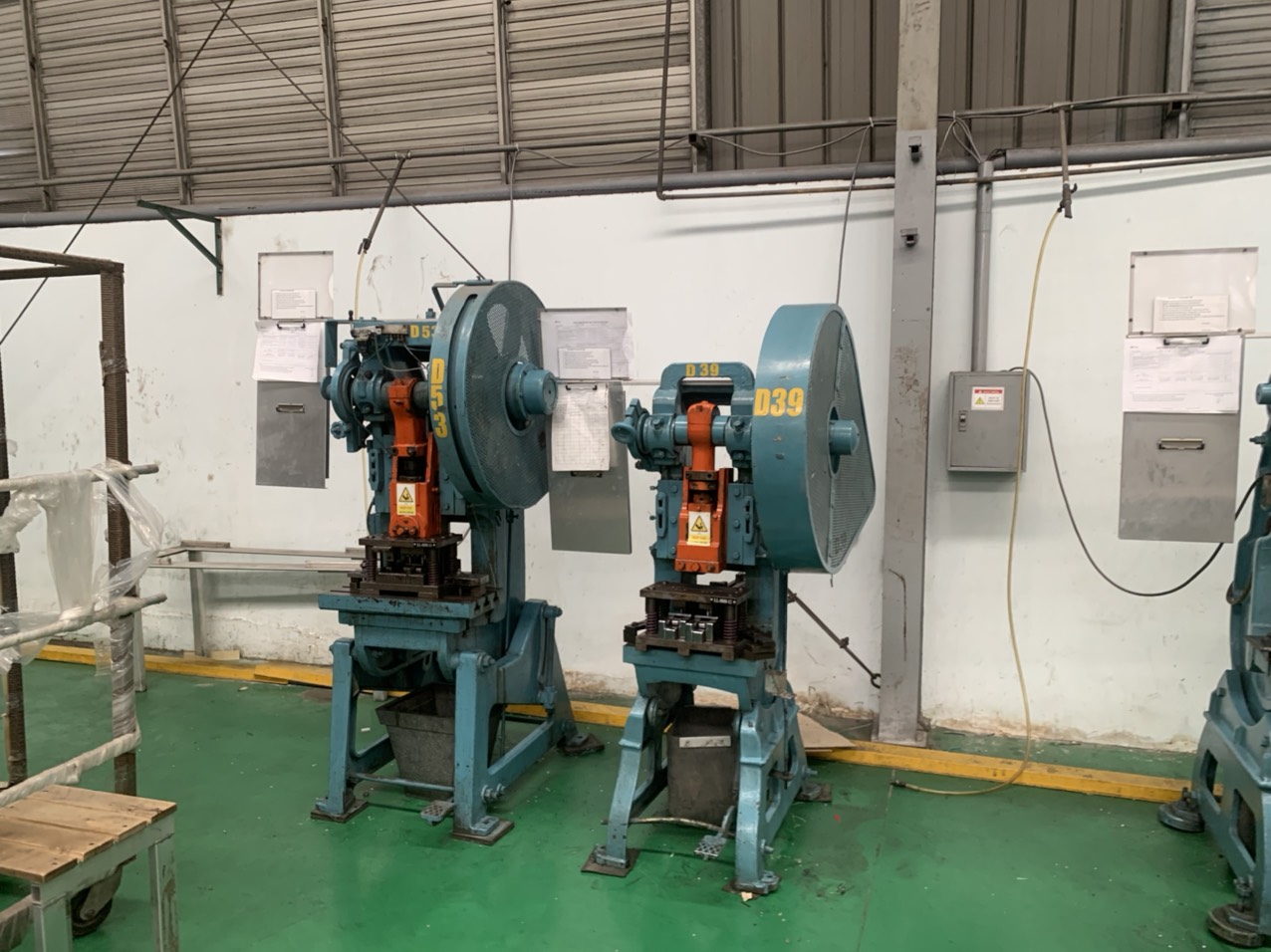 Stamping machine.jpg